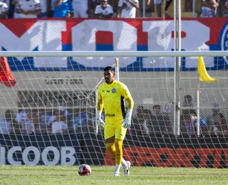 Após lesão de Ronaldo e novo goleiro, Bahia define futuro de João Paulo