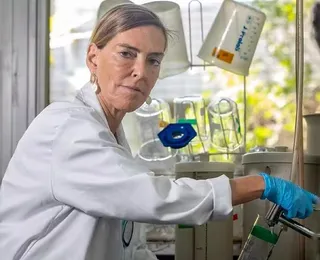 Após perder patente da Polilaminina, Congresso tenta proteger pesquisa