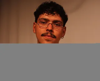 Artista baiano faz história ao representar sozinho a América do Sul em Berlim