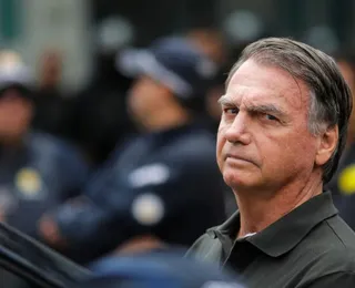 Bolsonaro apresenta queda de inflamação e melhora na UTI