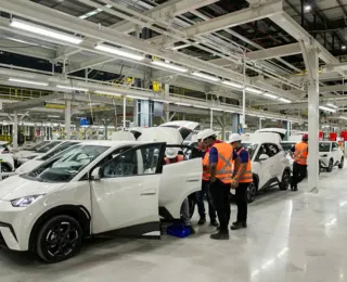 BYD seleciona pessoas com deficiência para 49 vagas imediatas na Bahia