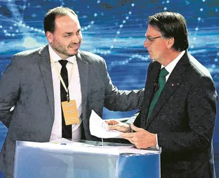Carlos Bolsonaro cita saúde do pai e ironiza Moraes: "ministro médico"