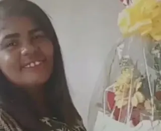 Celular achado em canal redefine busca por mulher levada por enxurrada