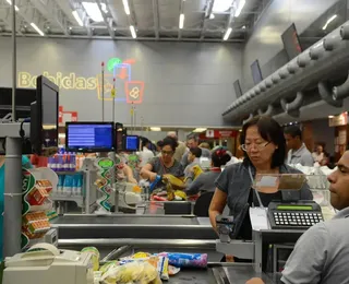 CLT vai virar freelancer? Supermercados propõem mudança após fim da escala 6x1