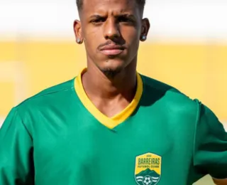Clube baiano contrata filho de cantor de pagode para jogar Baianão