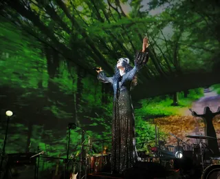 Com 60 músicos e orquestra, Marisa Monte traz turnê inédita a Salvador