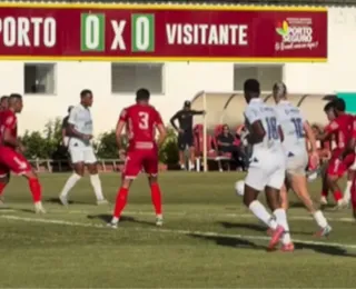 Com dois a menos, Porto-BA vira partida no finalzinho e se classifica