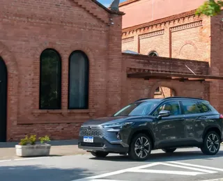 Corolla Cross tem desconto de R$ 46 mil; confira quem tem direito