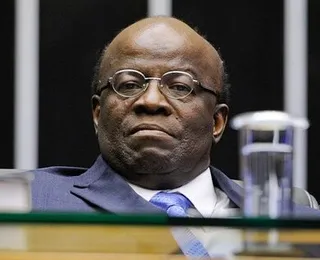 DC filia Joaquim Barbosa e pode sacar candidatura de Aldo Rebelo