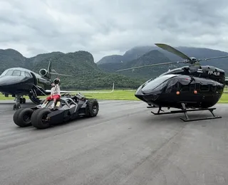 De Batmóvel a Ferrari: veja preço dos carros de luxo da Seleção Brasileira