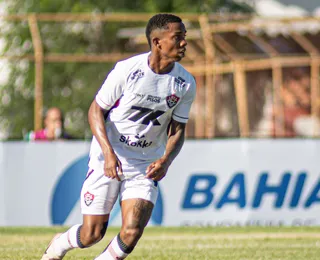 Destaque no Baiano, promessa da base renova contrato com o Vitória