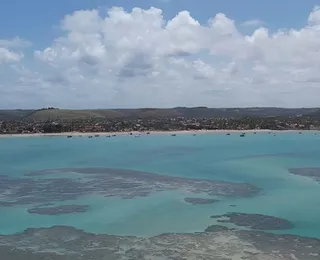 Destino barato no Nordeste abriga uma das maiores barreiras de corais