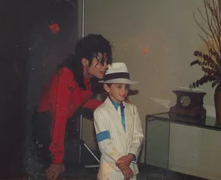Diretor detona filme de Michael Jackson e afirma: “Pior que Epstein”