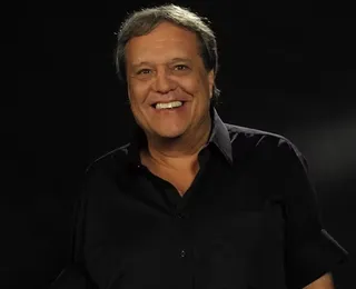 Diversos famosos dão adeus a Dennis Carvalho em velório