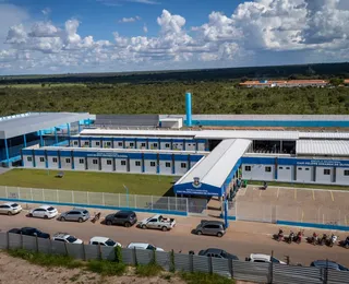 Escola bilíngue é inaugurada em Luís Eduardo Magalhães