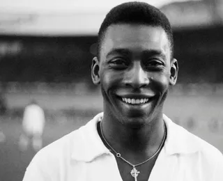 Estação de metrô muda nome para "Rei Pelé" e gera polêmica na internet