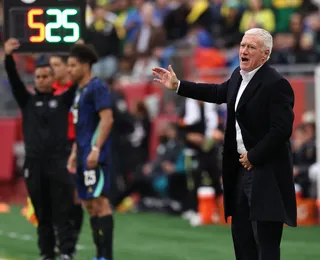 ‘Estraga tudo', técnico francês critica pausa para hidratação em jogos