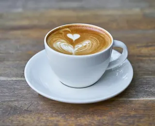 Estudo revela a quantidade ideal de café para proteger a saúde mental