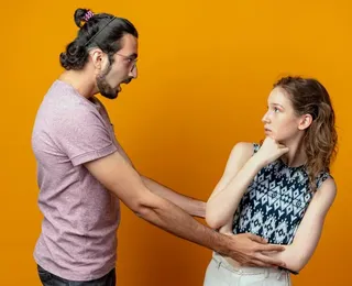 Estudo revela que homens performáticos afastam 74% das mulheres