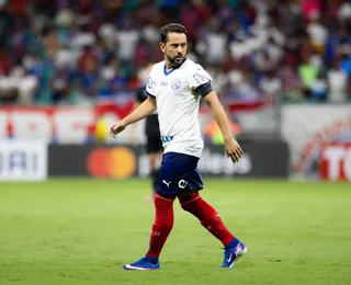 Everton Ribeiro admite culpa por pênalti e explica "jeito de bater"