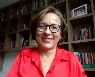 Ex-editora de A TARDE, escritora baiana é selecionada em concurso nacional