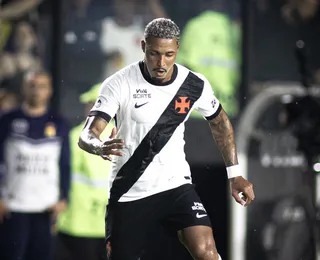 Ex-Vitória revela clima "mais leve" no Vasco após saída de técnico