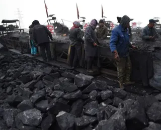 Explosão em mina de carvão deixa ao menos 90 mortos na China