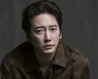 Famoso ator de k-dramas é encontrado morto em apartamento aos 44 anos