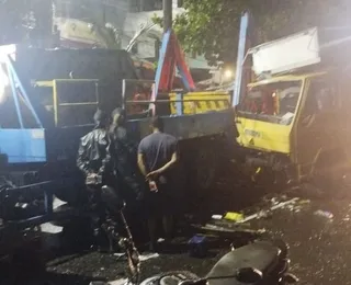 Gari morre esmagado após caminhão bater em carro de entulho na Garibaldi