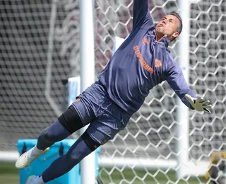Goleiro do Fluminense se torna o jogador mais velho a atuar pela Copa Libertadores