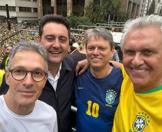 Governador nega possibilidade de ser vice de Flávio Bolsonaro; entenda