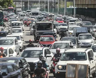 Greve acaba em Salvador: trânsito para e vias travam; confira locais