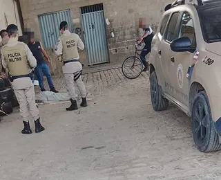 Homem em situação de rua é encontrado morto em cidade da Bahia