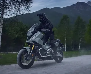 Honda lança X-ADV 2026: o SUV de duas rodas que une conforto e trilha