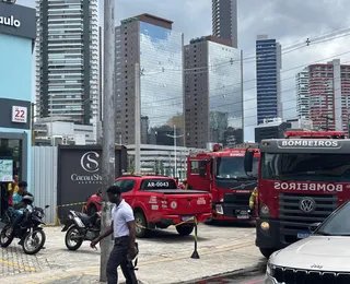 Incêndio atinge farmácia e carro no Stiep