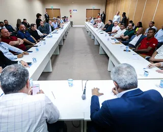Jerônimo ganha norte da Bahia e tem apoio que ultrapassa 350 prefeitos