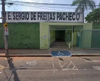 Jovem esfaqueia colega de classe durante briga em escola