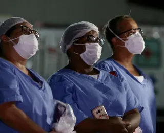 Livro reúne bastidores da pandemia em Salvador e resgata histórias da linha de frente da Covid-19