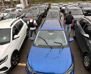 Mais de 60 carros desviados em ação criminosa são recuperados na Bahia