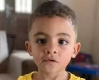 Menino de 3 anos morre afogado em tanque enquanto brincava na Bahia