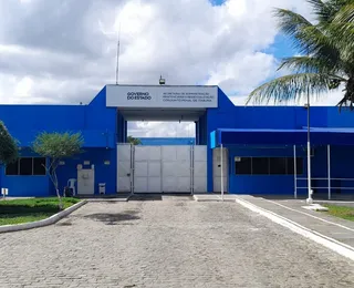 Mulher presa por tentar entrar com drogas em presídio é GCM de Itabuna