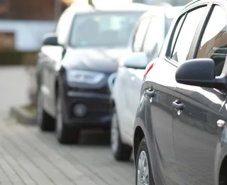 Nova lei prevê gratuidade de estacionamentos em bancos de Salvador