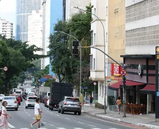 Nova luz no semáforo pode mudar o trânsito; veja como funciona