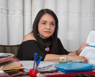 PF investiga gestão Moema Gramacho por compra de tablets em Lauro de Freitas