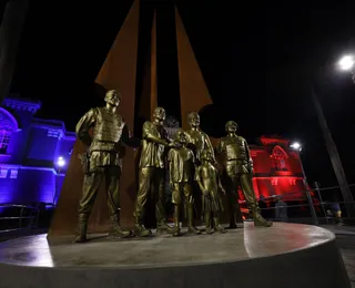 PMBA celebra 200 anos com novo monumento e homenagens em Salvador