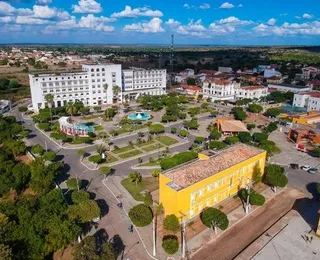 Prefeito baiano é investigado por suspeita de fraudes na educação