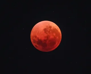 Prenúncio do apocalipse e azar: Lua de Sangue desta terça atrai o mal?
