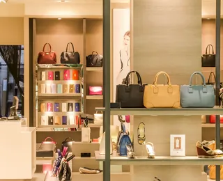 Queda brusca de público em shoppings acende alerta para lojistas