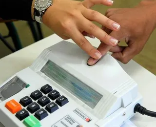 Quem faz 18 anos entre turnos precisa votar? Entenda regra
