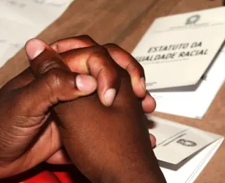 Racismo em Salvador: especialistas detalham rigor da lei em caso de idosa e PM